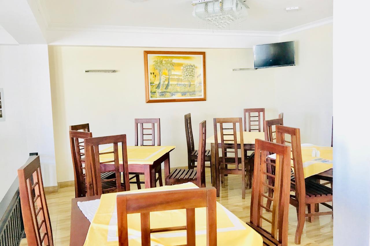 Queens Beach Hotel Tangalle Exterior photo